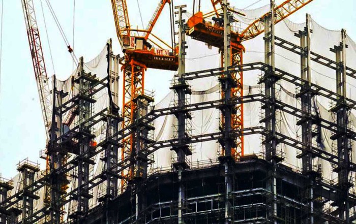 ساختمان در حال ساخت